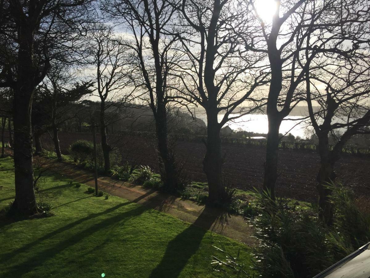 Redington House Selfcatering Accommodation Cobh Bagian luar foto